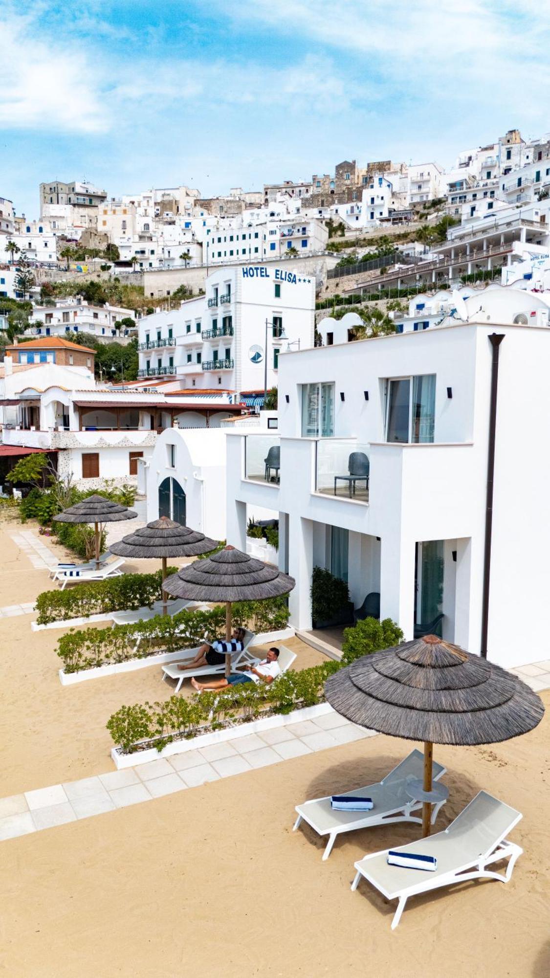 Marina Bay Beach Suites Peschici Exteriér fotografie